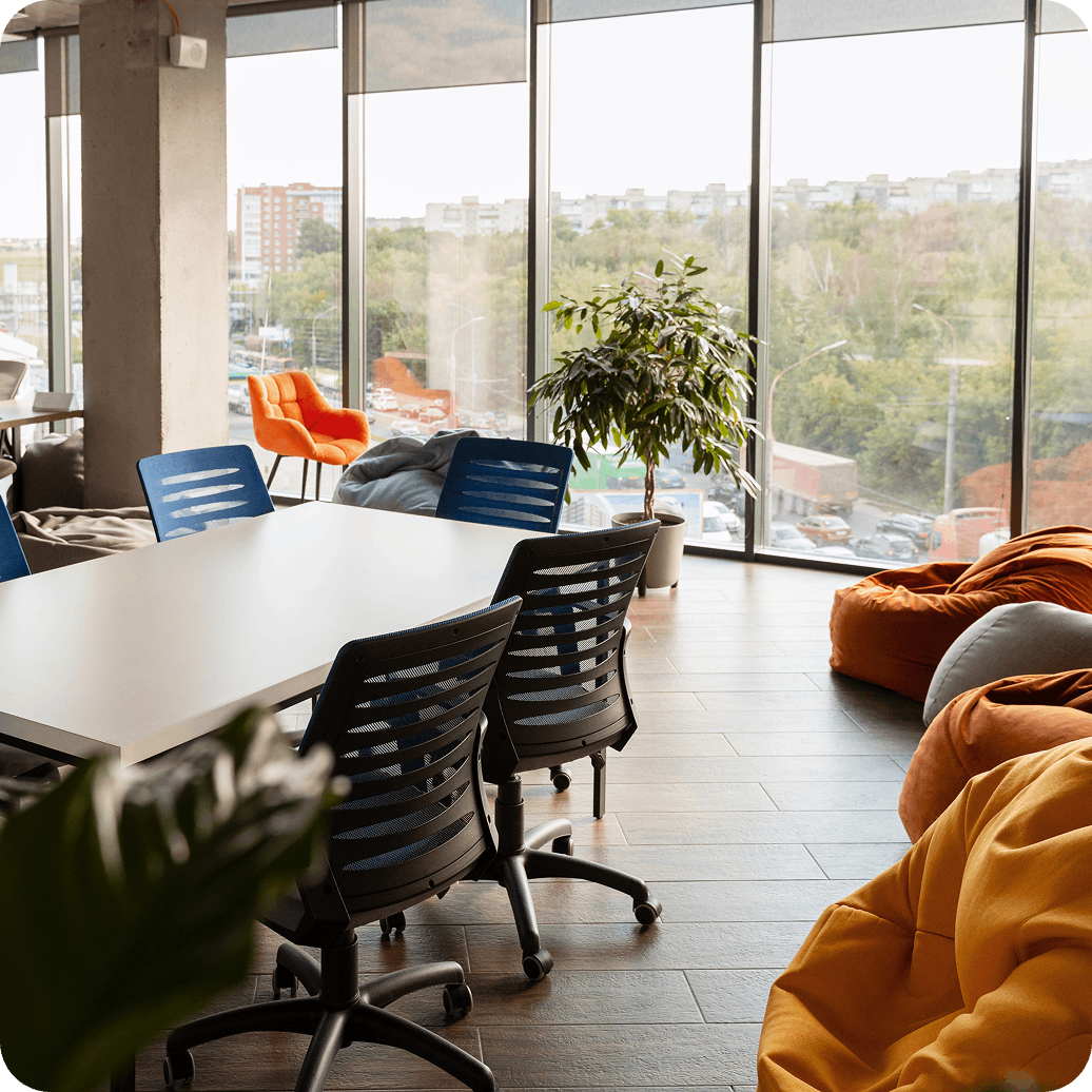 A split graphic showcasing office workplace challenges, highlighting empty collaboration zones and desk usage patterns.