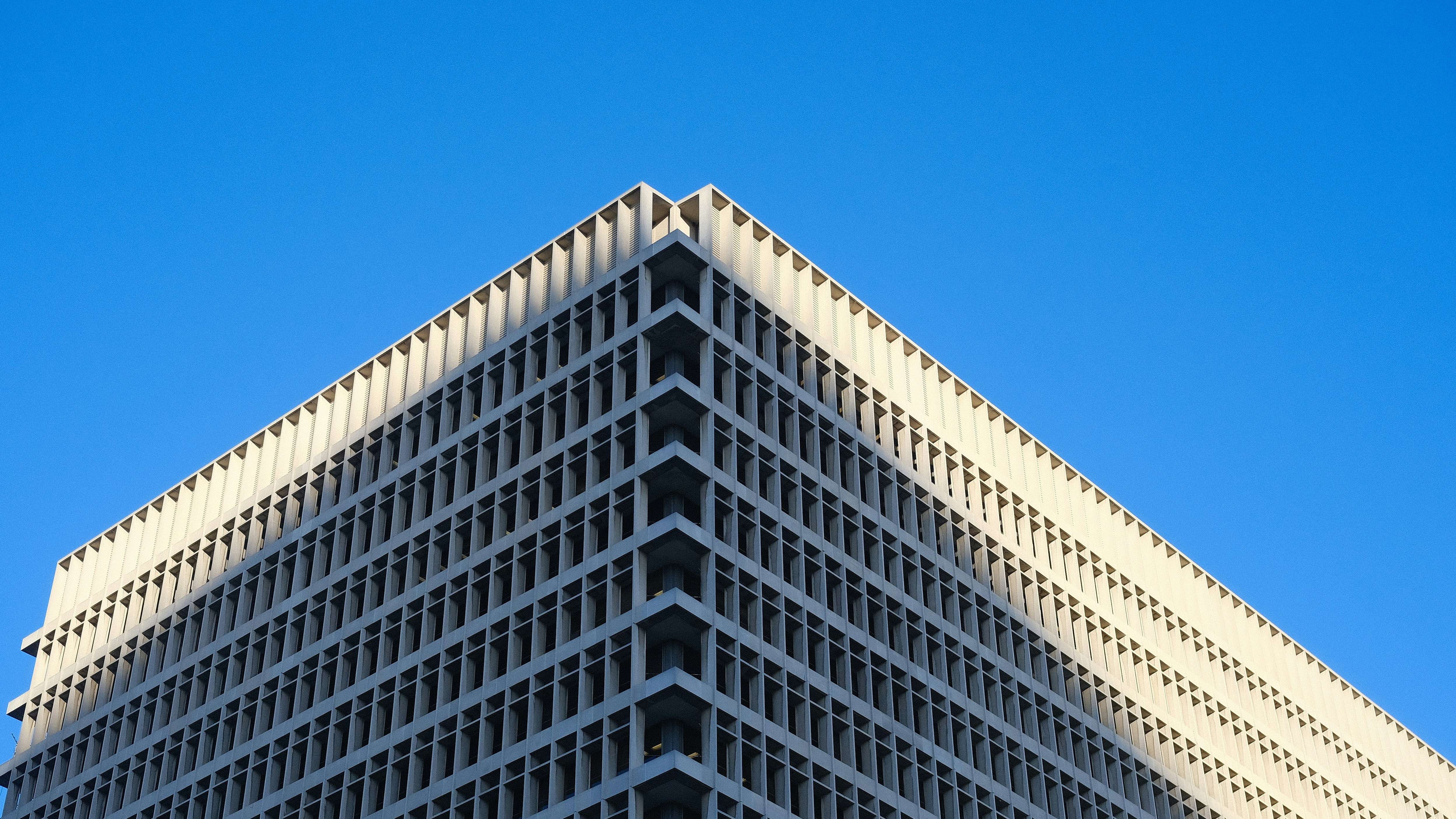 VergeSense vs Basking.io: Which Occupancy Platform Fits Your Needs